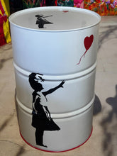 Charger l&#39;image dans la galerie, Bidon Tribute to Banksy - Petite Fille au Ballon
